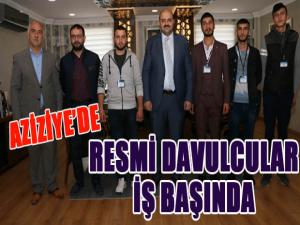 Aziziyede resmi ramazan davulcuları iş başında