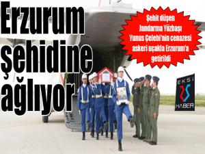 Erzurum şehidine ağlıyor