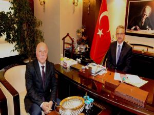 Başkan Köşker, Erzurum Büyükşehir Belediye Başkanını ağırladı