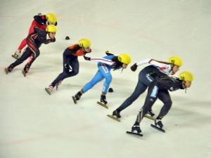 Short Track dünya şampiyonası başladı...