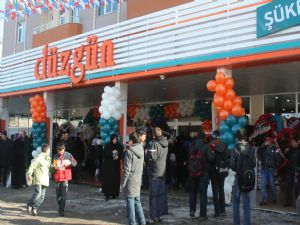 En iyi fikir ödülü Düzgün Market'in...