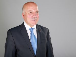 Sekmen'den bayram mesajında barış vurgusu...