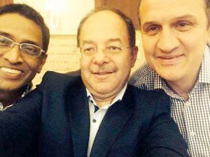 Sağlık eski Bakanı Akdağ'dan Meksika'da selfie