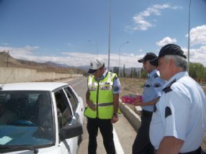 Trafikte makas atana ağır cezalar geliyor...