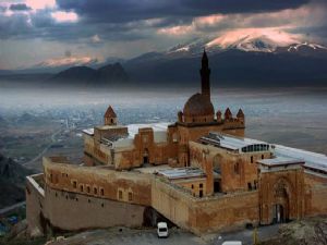 Ermenistan'a Ağrı Dağı golü