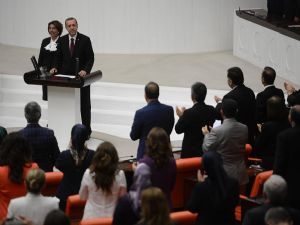 Erdoğan Meclis'e gelince CHP'liler ne yaptı?