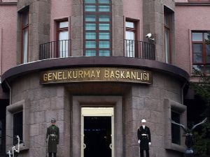 Süleyman Şah'taki Mehmetçiklere 'Özel' mesaj
