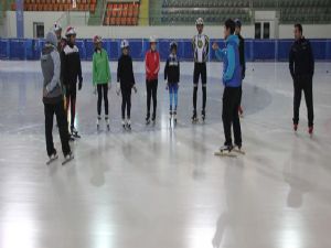 Hindistan Short Track Milli Takımı Erzurum'da...