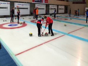 Erzurum'da curling heyecanı...