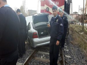 Erzurum'da tren faciası: 1 ölü, 3 yaralı...