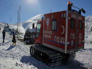 Erzurum'da sağlık ekiplerinin zorlu yolculuğu...