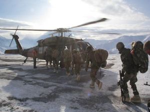 PKK'nın 'çekiliyoruz' açıklamasına askerden jet yanıt...