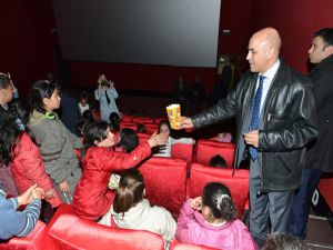 Bin 500 köy çocuğu sinemayla tanıştı...