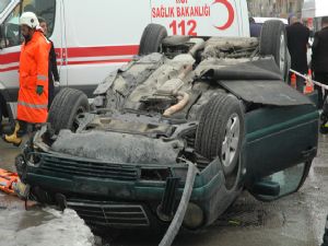 Erzurum'da feci kaza... Takla atan otomobilin sürücüsü feci şekilde can verdi...