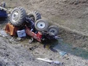 Yayla dönüş yolunda feci kaza: 1 ölü, 11 yaralı...