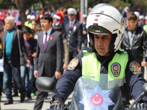 Erzurum'da Karayolları ve Trafik Güvenliği Haftası kutlandı...