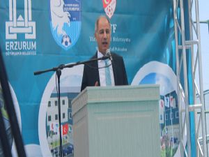 Efkan Ala: Sporun adına yakışan nezakettir...
