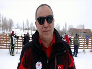 Özer Ayık'a şok ceza