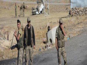 Erzurum'da Mehmetçiğe saldıran PKK'lılar takla ata ata gitti...