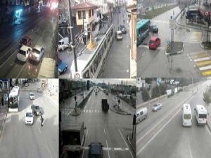 Erzurum'da kazalar mobese kameralarına yansıdı...