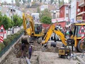 Büyükşehir erenler diyarı Horasan'da Da 7/24 çalışıyor