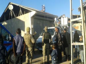 Erzurum'da jandarma destekli kaçak elektrik operasyonu