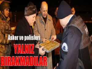 Vali Azizoğlu ve Başkan Sekmen yeni yılı asker ve polislerle karşıladılar