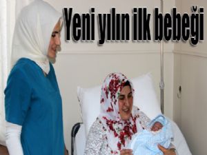 Yeni yılın ilk bebeği 