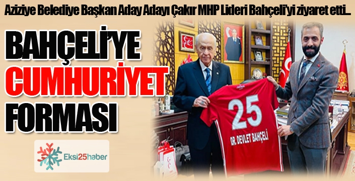 MHP Lideri Bahçeli'ye Cumhuriyet forması...