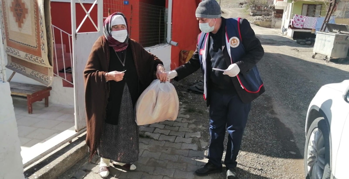 Vatandaşların ihtiyaçları 'Vefa Sosyal Destek Grubu’ tarafından karşılanıyor